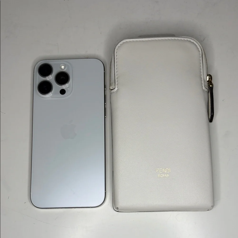 FENDI vitello grace call pocket strap you white Leather Phone Pouch